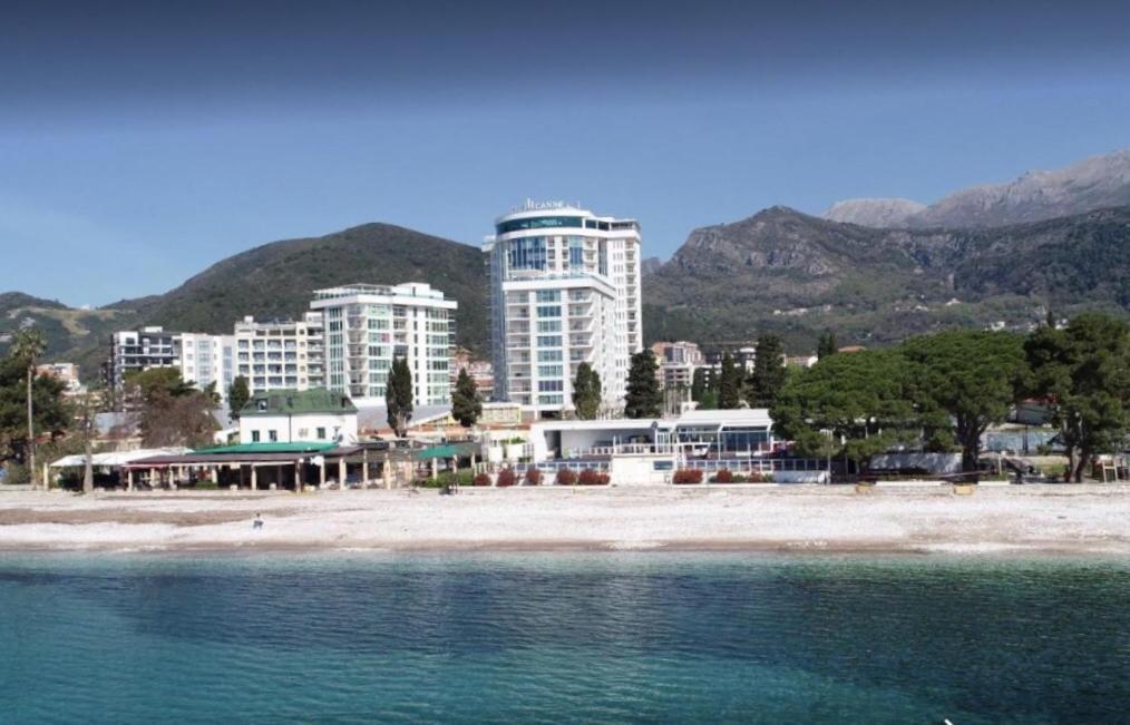 Luxury Apartments Mia Будва Екстер'єр фото